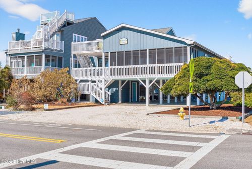 802 W Main St, Sunset Beach, NC, 28468-4150 | Card Image