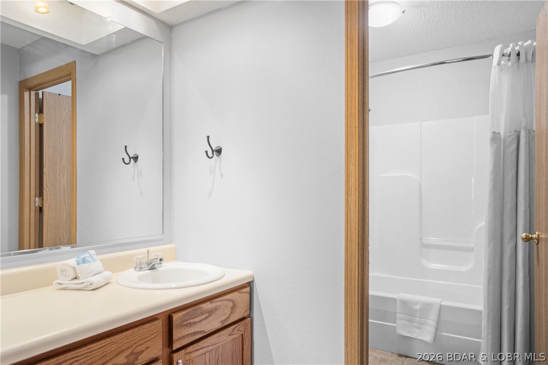 Residential in Sunrise Beach 4