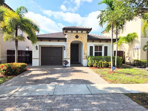 2274 Ne 3rd Ct, Homestead, FL, 33033 | Card Image