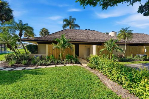 11834 Rene Lacoste Pl, Wellington, FL, 33414-6060 | Card Image