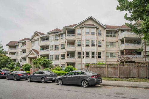 216-8139 121a St, Surrey, BC, V3W0Z2 | Card Image