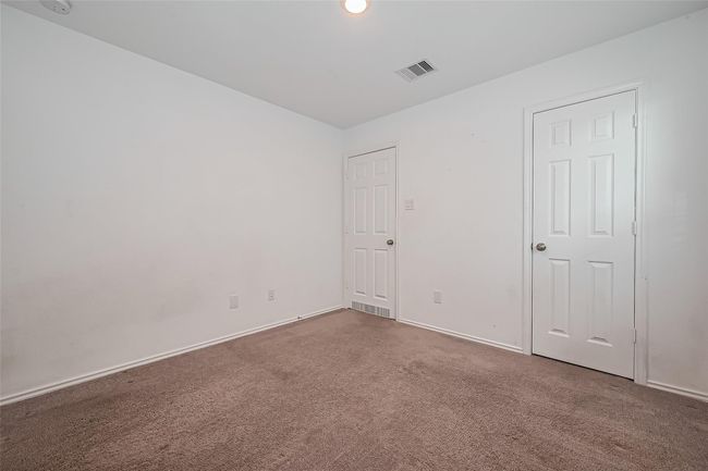room 2 | Image 18