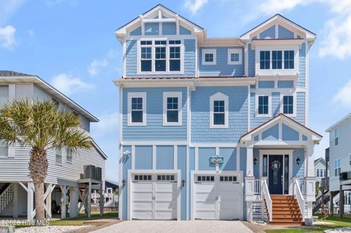 76 Fairmont St, Ocean Isle Beach, NC, 28469-7637 | Card Image