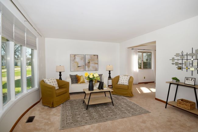 2370 Topaz Dr, House other with 4 bedrooms, 3 bathrooms and null parking in Troy MI | Image 5