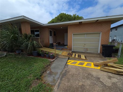 1836 S Palmetto Ave, South Daytona, FL, 32119-2221 | Card Image