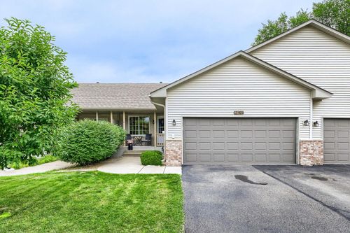 15424 Weaver Lake Rd, Maple Grove, MN, 55311-1832 | Card Image
