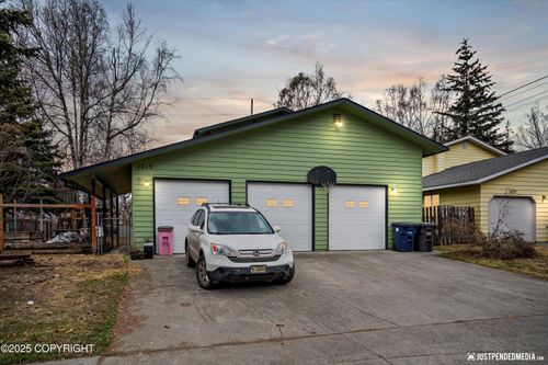 1713 Northwestern Ave, Anchorage, AK, 99508-4426 | Card Image