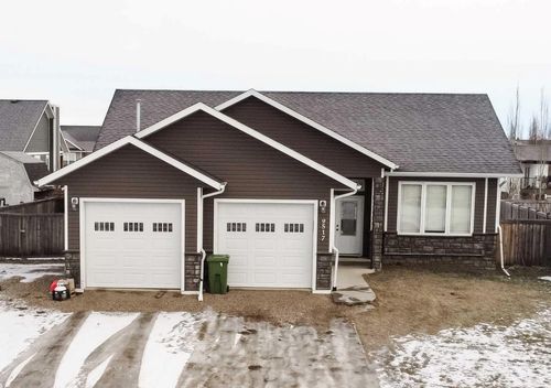 9517 108b St, Buffalo Head Prairie, AB, T0H | Card Image