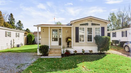 49-77307 Bluewater Highway, Bayfield, ON, N0M1G0 | Card Image