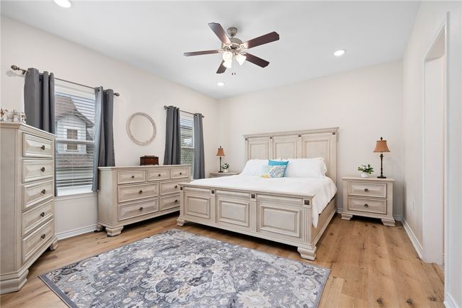 122 Lavaca Cir, House other with 3 bedrooms, 3 bathrooms and null parking in Rockport TX | Image 4