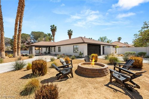 2840 Duneville St, Las Vegas, NV, 89146-5350 | Card Image