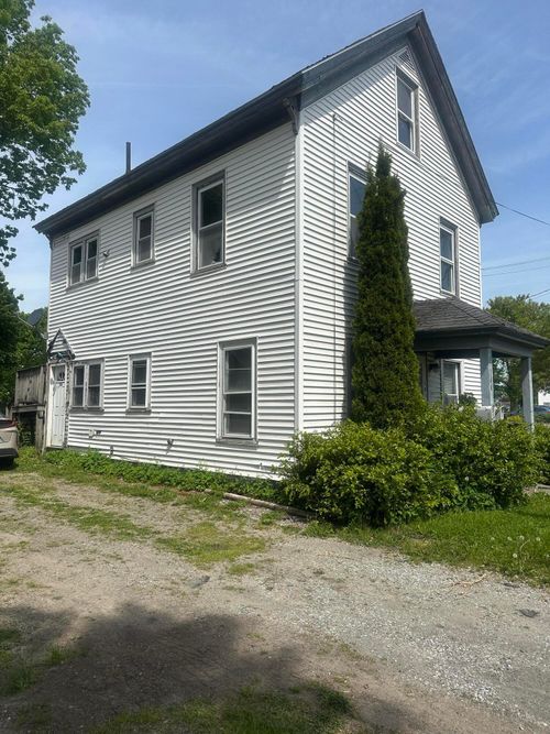 144 Main St, Rockland, ME, 04841-3818 | Card Image