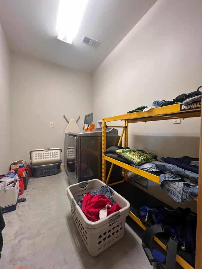 Lodge - Laundry Room | Image 37