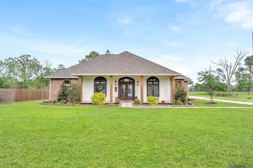 16364 Newman Nickens Rd, Prairieville, LA, 70769-6443 | Card Image