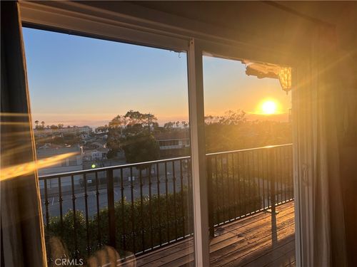 807 El Redondo Ave, Redondo Beach, CA, 90277 | Card Image