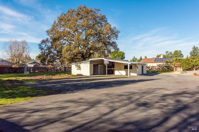 2935 Arden Way, House other with 3 bedrooms, 2 bathrooms and 8 parking in Santa Rosa CA | Image 34