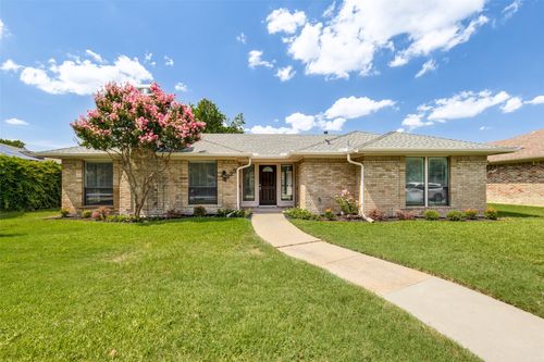 4223 Lawngate Dr, Dallas, TX, 75287-3908 | Card Image