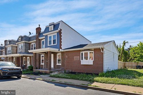 2704 Thompson Place, WILMINGTON, DE, 19802 | Card Image