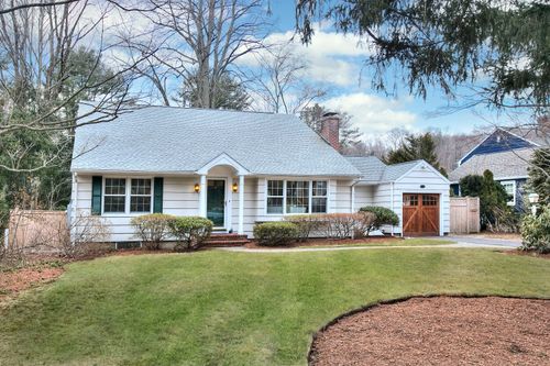 29 Woods Grove Road, Westport, CT, 06880 | Card Image