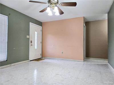 Entry/Living Room | Image 3