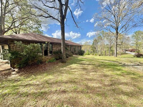 131 Scenic Ln, Mountain View, AR, 72560-8622 | Card Image