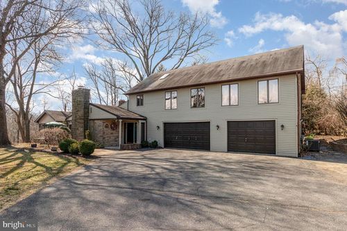 1502 Knollcrest Rd, HARRISBURG, PA, 17112-2017 | Card Image