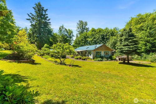 165 Maple Crest Dr, Onalaska, WA, 98570-9471 | Card Image