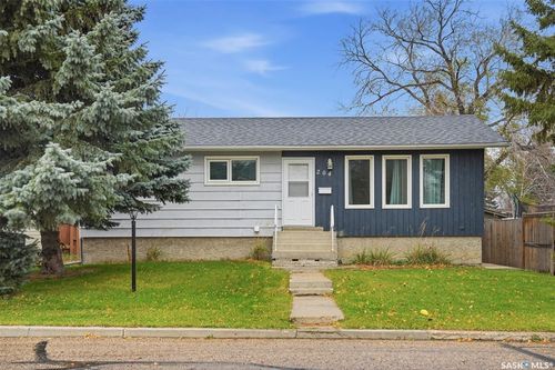 204 7th Ave W, Watrous, SK, S0K4T0 | Card Image
