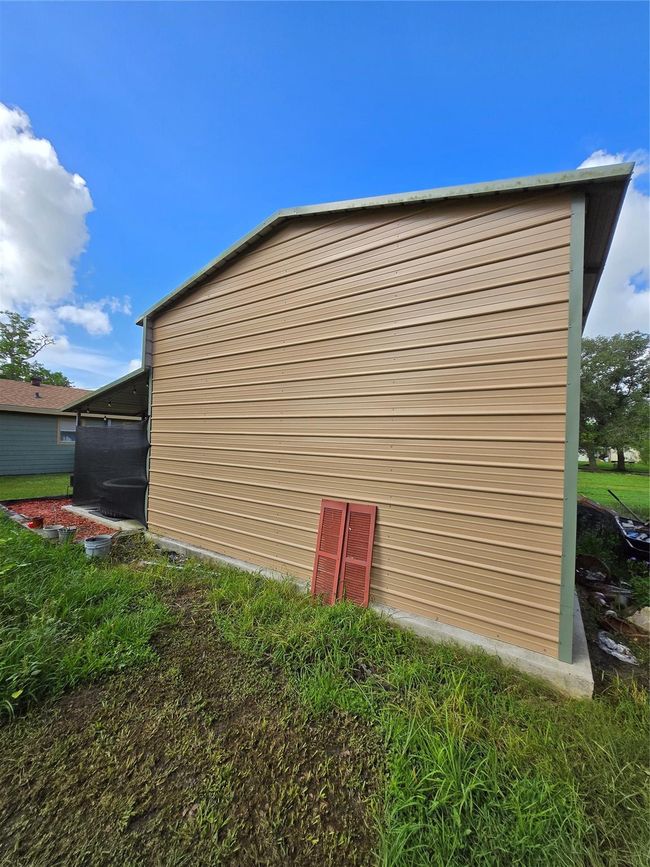 610 E Division St, House other with 3 bedrooms, 2 bathrooms and 3 parking in Edna TX | Image 15