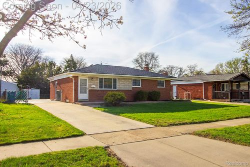 27051 Pleasant Dr, Warren, MI, 48088-4826 | Card Image