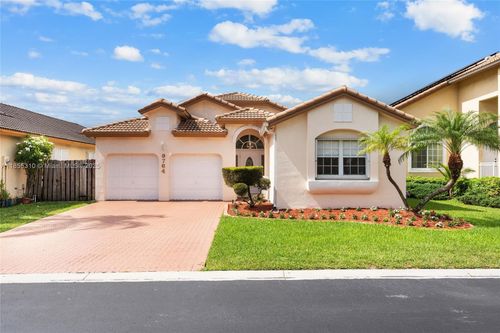 9764 Nw 32nd St, Doral, FL, 33172-1030 | Card Image