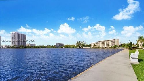 f207-2861 Leonard Dr, Aventura, FL, 33160-3920 | Card Image