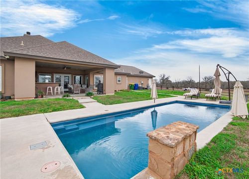 494 Flash Circle, Luling, TX, 78648 | Card Image