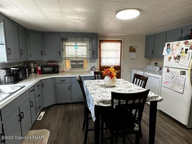 Kitchen | Image 5
