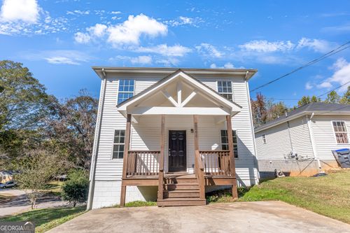 2244 Bennett Cir, Gainesville, GA, 30504-4072 | Card Image