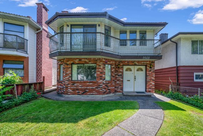 3010 E 27 Th Avenue, House other with 5 bedrooms, 3 bathrooms and 4 parking in Vancouver BC | Image 1
