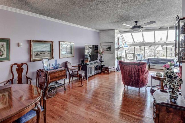 407 - 1505 8 Avenue Nw, Home with 3 bedrooms, 2 bathrooms and 1 parking in Calgary AB | Image 9