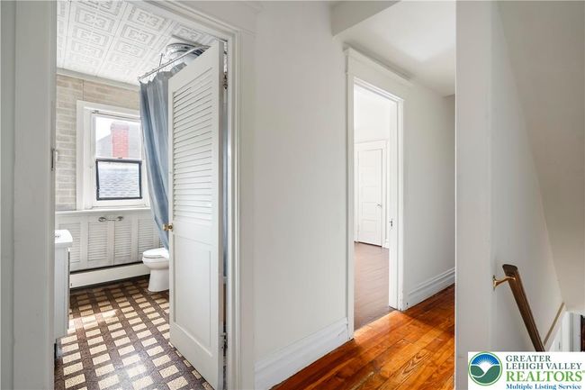 1926 W Broad St, Townhouse with 4 bedrooms, 1 bathrooms and null parking in BETHLEHEM PA | Image 25