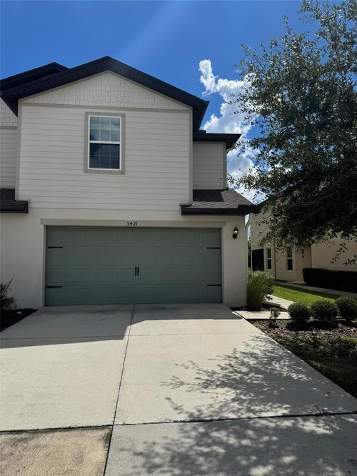 5421 Companion Ln, Tampa, FL, 33619-4583 | Card Image