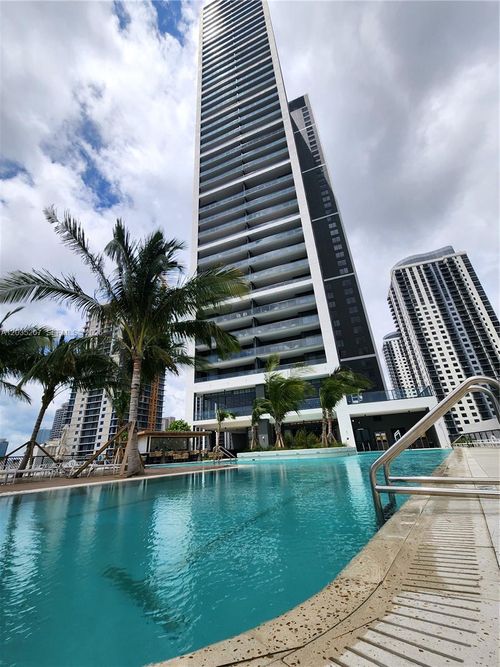 2812-601 Ne 1st Ave, Miami, FL, 33132 | Card Image