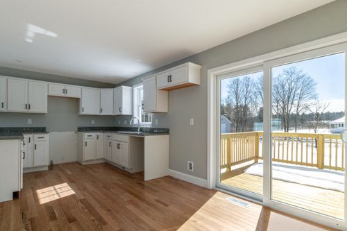 2-5B Violette Dr, Epping, NH, 03042-1537 | Card Image