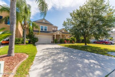 13527 Devan Lee Drive E, House other with 5 bedrooms, 2 bathrooms and null parking in Jacksonville FL | Image 2