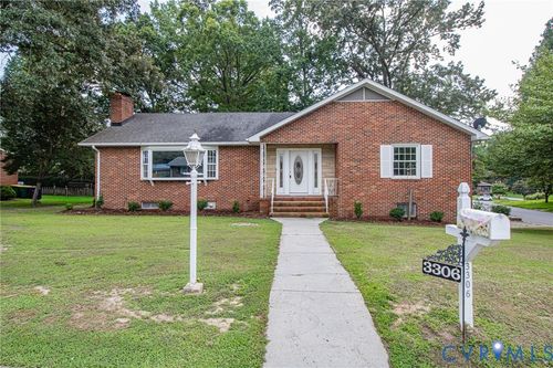 3306 Vinton St, Hopewell, VA, 23860-1745 | Card Image