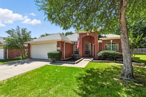 3002 Blake St, Corinth, TX, 76210-1600 | Card Image