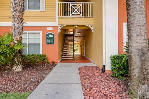unit-6410-4207 S Dale Mabry Hwy, TAMPA, FL, 33611-1465 | Card Image