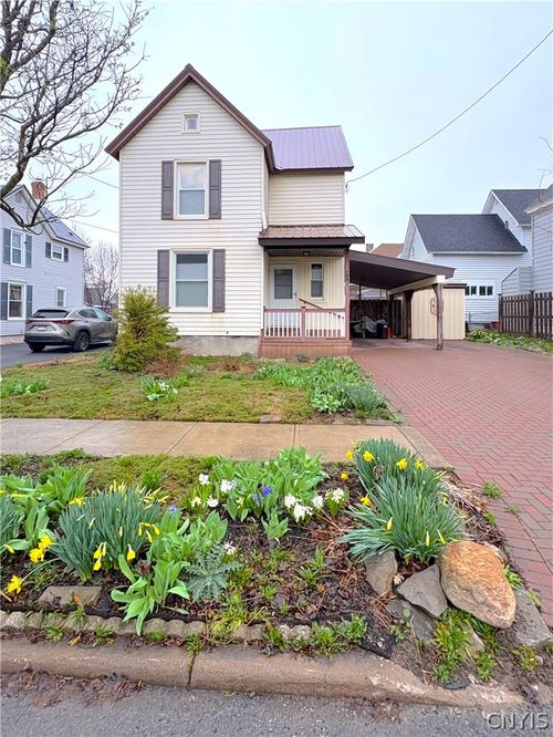 406 Broadway Ave E, Watertown, NY, 13601-3828 | Card Image