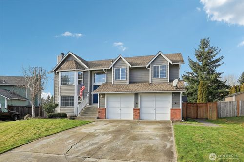 17016 111th Avenue Ct, Puyallup, WA, 98374-3754 | Card Image
