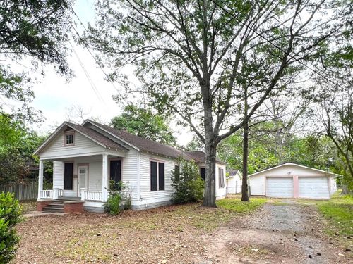 1011 Prairie St, Columbus, TX, 78934-2313 | Card Image
