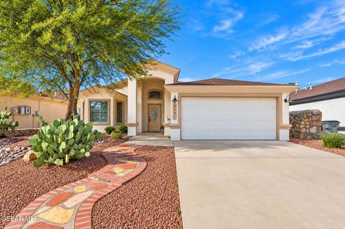 5401 Pedro Lucero Dr, El Paso, TX, 79934-3267 | Card Image