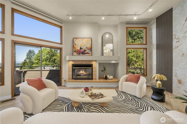 13707 Se 51 St Pl, House other with 4 bedrooms, 4 bathrooms and 2 parking in Bellevue WA | Image 5
